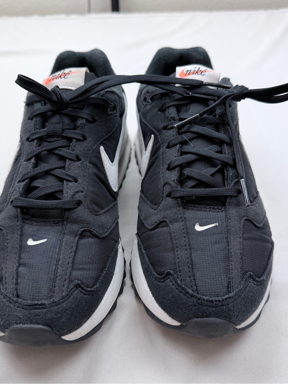 Nike Air Max Dawn, Black and White Air Cushion Running Sneakers - Picture 8 of 10